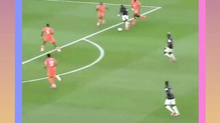 DETIK-DETIK GOL DRAMATIS PANTAI GADING! Ekuador kecolongan di menit akhir pertandingan