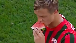 makanan fav pemain bola