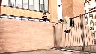 You Will Must Laugh In 5 Seconds #funnyreels #funtime #funnyvideo #usa #laughinggas 8