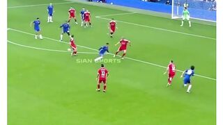 Eden Hazard 35 tahun lebih baik dari prime Saka sekarang?