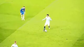 Kamu tidak bisa meninggalkan stadion beberapa detik sebelum gol ini ????