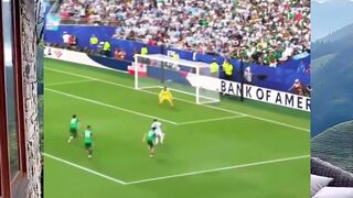 Argentina vs Algeria match highlight with Messi scoring his first hat-trick