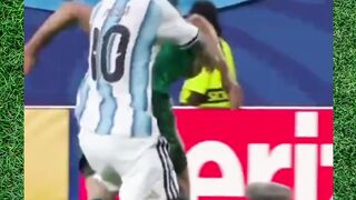 Mimpi Bola 100