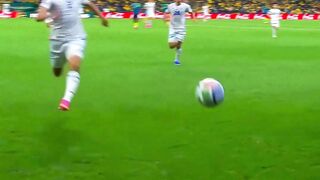 Luis Diaz vs Khusanov