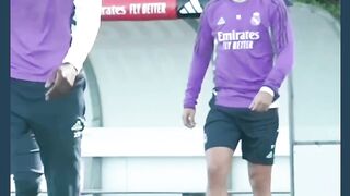 Bukti kalau Rudiger adalah pemain yang berbeda