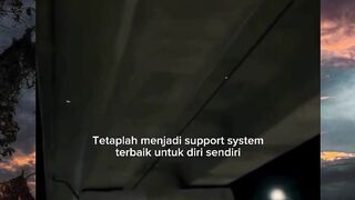 Kadang kita terlalu sibuk mencari ketenangan ke sana-sini,