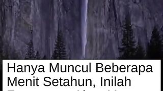 Pemandangan surealis abis nih, bre! Kalau dari jauh lu kira ini adalah aliran lahar panas yang tumpah dari atas tebing, lu salah besar