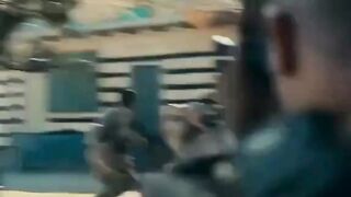 Niatnya mau sewa milisi buat jaga pangkalan, tapi malah nemu yang mencurigakan! ????