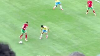 Dengan memadukan ketenangan luar biasa dan teknik individu, skuad Singa Atlas