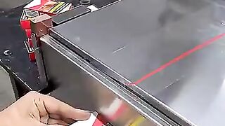 how factories pack cigarettes