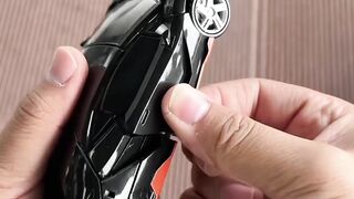 A Transformers Toy Robot