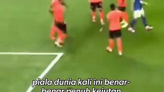Duet maut Dumfries & Gakpo bener-bener jadi mimpi buruk buat Swedia