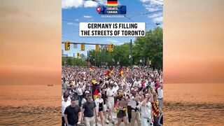 Ketika sepak bola menyatukan ribuan hati ❤️???????? Fans Jerman memadati Toronto,