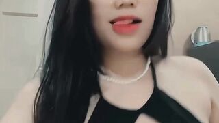 gede banget kacamata nya
