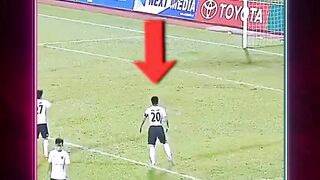 Tim ini memilih mogok main akibat keputusan sang wasit ????