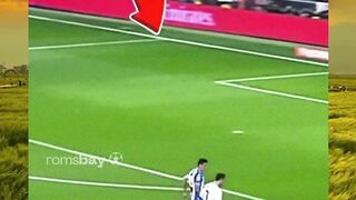 Gol Cristiano Ronaldo yang mustahil ditiru. ????⚽️  Lompatan setinggi itu, sundulan sekeras itu. CR7 memang berbeda. ????