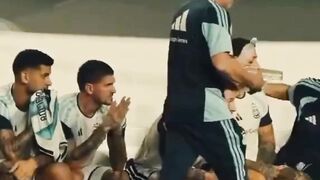 Ada sebuah momen menarik saat penggawa Argentina