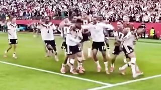 Keputusan Nekat Pelatih Jerman Ini Bikin Pantai Gading Menyesal! ????????