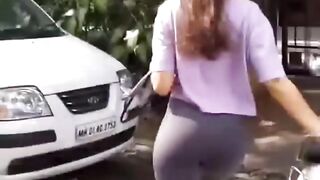 Pakistani Salwar Wali P0rn As She Sucks jija (FULL VIDEO 18+)