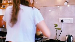 Video De La Andrea Y Axelin En El Balcón 2