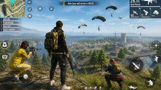 Free Fire MAX Solo vs Squad Gameplay | Incredible Clutch and Kill Record