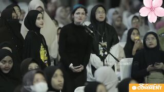 Whose religion will the girl follow if her father is Muslim and her mother is Christian?