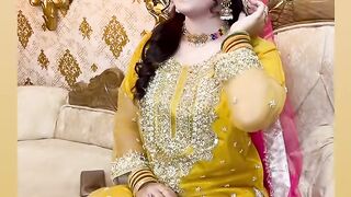 Mehndi Compelet Look