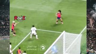Mainnya udah kayak di game PS, tapi selebrasinya tetep bikin adem!