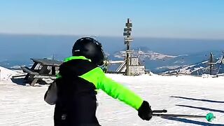 Ski  in Switzerland ???????? #winter #suisse #switzerland #swiss #zurich #snow [1080p]