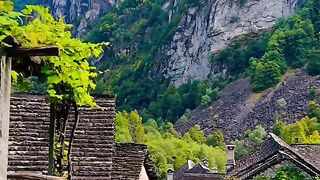 Foroglio , Ticino ???????? #travel #nature #beautifulplace #mountains #beautiful #relax [1080p]