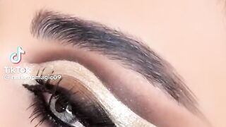 Glamours Eyes Makeover 18