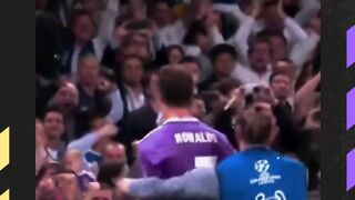 Cuma Ronaldo yang Bisa Gini