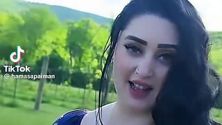 Pretty Girl 229