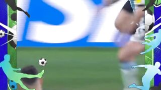Cuplikan momen legendaris assist Lionel Messi kepada Julian Alvarez dalam pertandingan Argentina vs Kroasia di Piala Dunia Qatar 2022