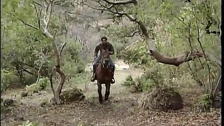 10. La Otra