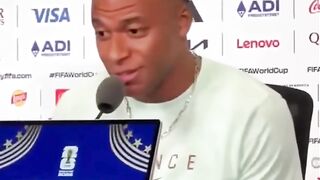 Jawaban Berkelas Mbappé! ????????