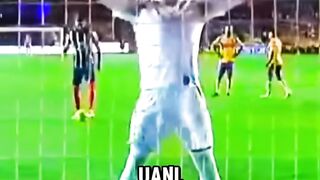 Kiper Tigres Udah Coba Psywar Tingkat Dewa, Tapi Tetep Gak Mempan Buat Sang Legenda! ????????