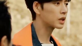 They're about to catch the ghost????????????????