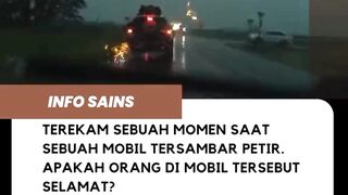 mobil tersambar petir
