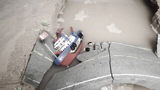 Mini Tractor Science Project Builds a Strong Concrete part 29 #viral