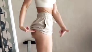 Home Leg Day: Burn Calories & Build Muscle