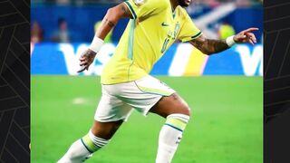 Ochoa akhirnya bermain