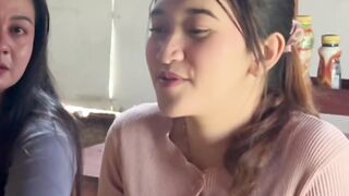Orang indonesia menyebutnya manis