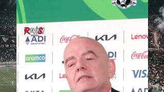 Ternyata ini rahasia "ilmu hitam" Presiden FIFA biar bisa hadir di mana-mana! ????✈️