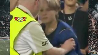 Detik-detik anak Neymar ditangkap petugas keamanan pas mau selebrasi bareng bapaknya!