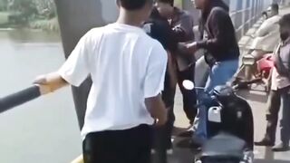 Ditinggal Kekasih Usai