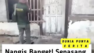 Sepasang Lansia yang memprihatinkan