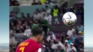 Detik-detik CR7 ngide klaim "Gol Rambut Tuhan" ????????