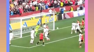 Cuplikan gol terbaik pertandingan seru antara Selandia Baru vs Belgia.