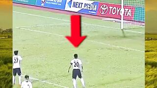 Tim ini memilih mogok main akibat keputusan sang wasit